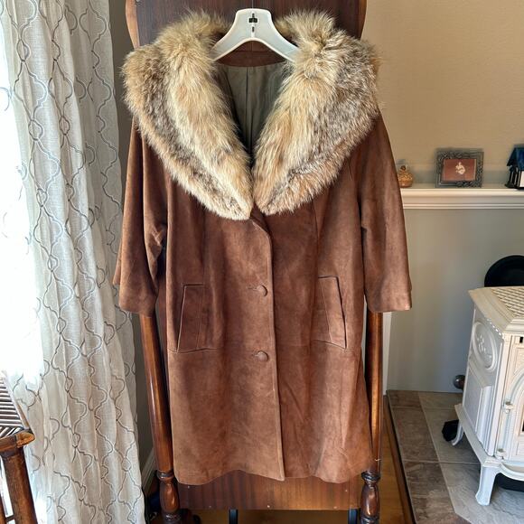 Highlander Jackets & Blazers - Vintage Highlander Leather winter coat Brown w/ Fur Collar M/L
